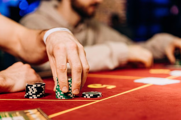 Live roulette table with professional dealer